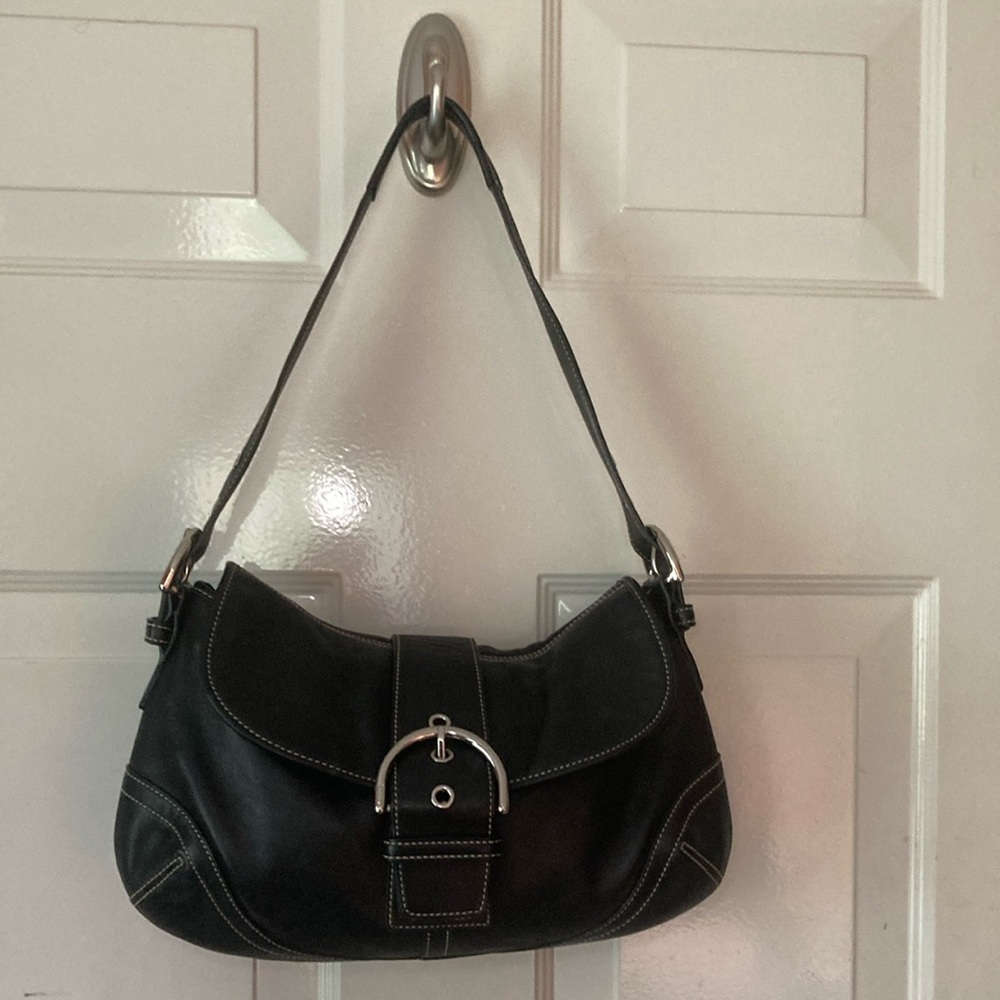 Coach Soho shoulder bag 9248 from 2006. Almost vintage.